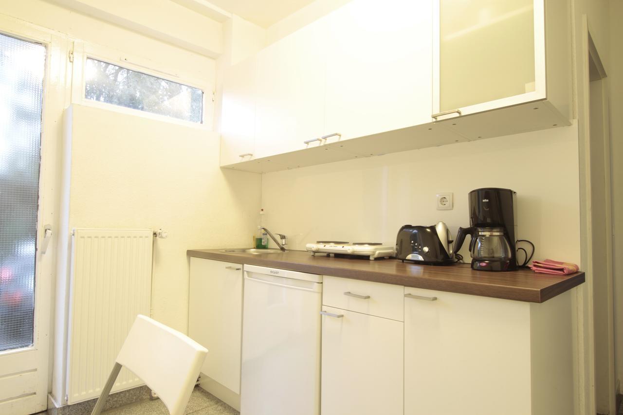 Bedpark Altona Pension Hamburgo Exterior foto